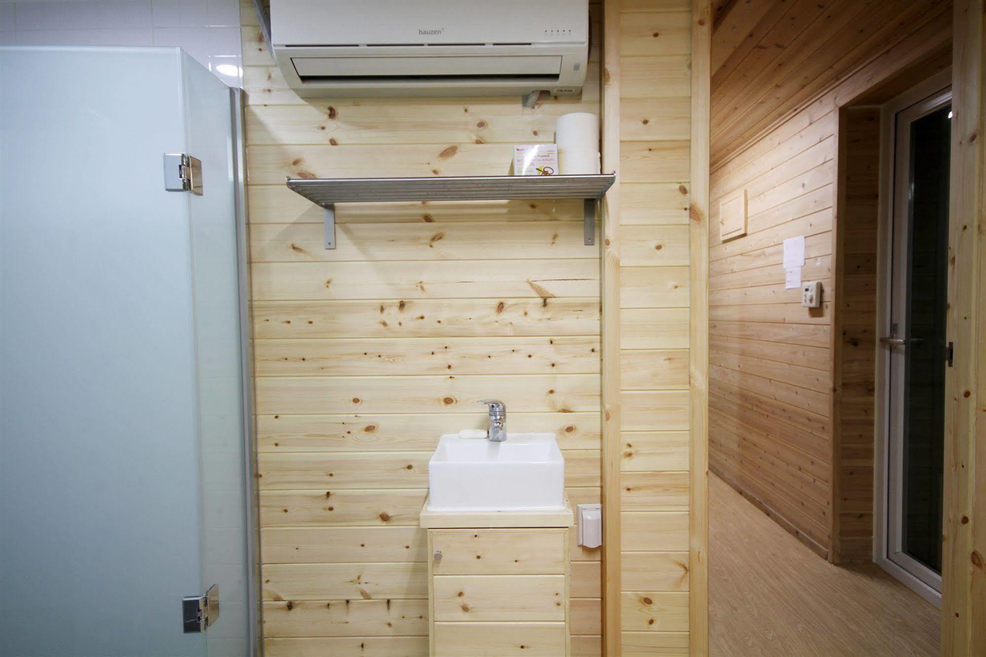 Cheongdam Ladies Guesthouse In Seoul Exterior foto